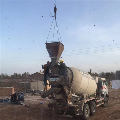 武川县“精准瞄准”—— 吊车的 “定位导航” 技术